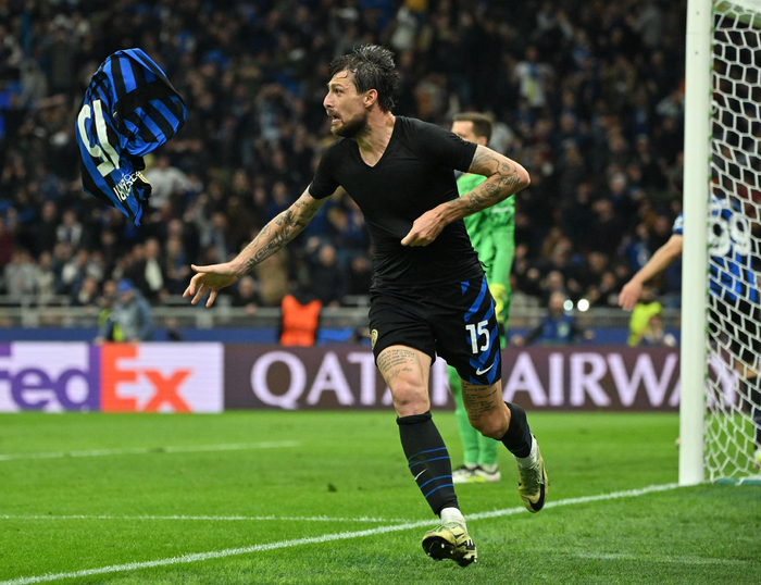 比被压制 比被压制